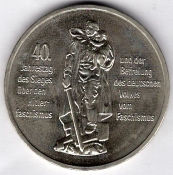 10 Mark DDR 1985 Sieg über Faschismus