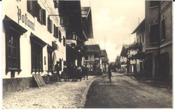 St. Johann Tirol Specksbacherstrasse mit Postamt * ca. 1930