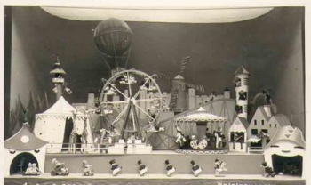 Toy show 1933 Sonneberg hustle and bustle *