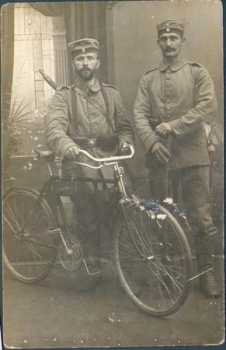 Militärradfahrer 1.WK Echtfoto AK, gebr. ca. 1917