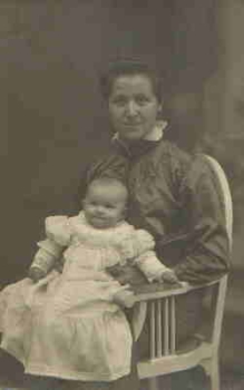 Mother with toddler, real photo card * ca.1920