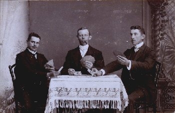Skat Männer mit Zigarren beim Kartenspiel Echtfoto o 3.2.1911
