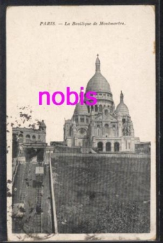 Paris - La Basilique de Moutmartre o ca.1920