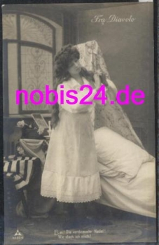 Erotic Fra Diovala woman in nightdress * around 1910