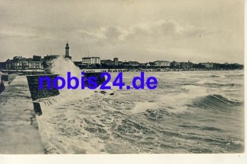 Warnemuende Auf der Mole *ca.1920