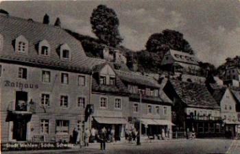 01824 Wehlen street view with town hall gebr. circa 1960