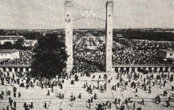 Olympische Spiele 1936, Das Osttor des Olympiastadion