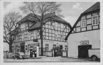 Lahde Weser Esso petrol station Hotel Tonne o circa 1943
