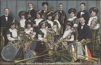 Janietz Elite Ladies Wind Orchestra * approx. 1910
