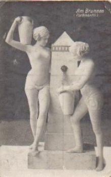 Nude, at the fountain monument * approx. 1920