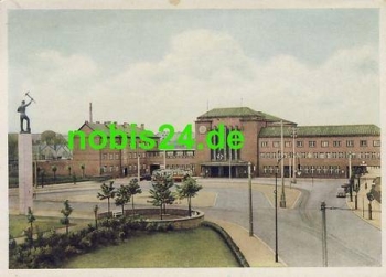 Zwickau Central station monument * around 1955