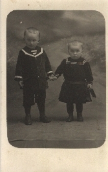 Mädchen Junge  *ca. 1930