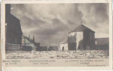 Schneekoppen plateau during a storm o May 21, 1921
