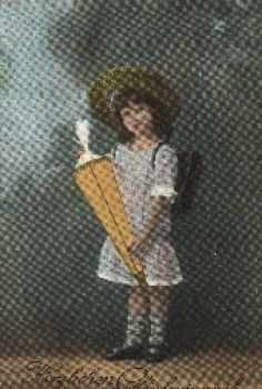 Back to school, girl, school bag, bag, gebr. approx. 1920