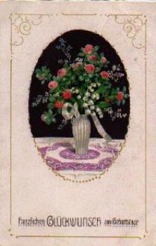 Roses in a vase o April 1, 1918