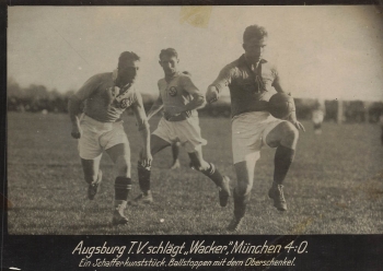 Soccer Augsburg T.V. - Wacker Munich real photo around 1920