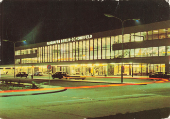 Berlin Schoenefeld Airport o 1980
