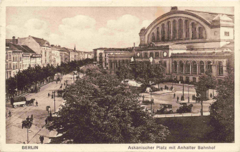 Kreuzberg, Berlin: Askanischer Platz with Anhalter Bahnhof, original vintage postcard, c. 1930
