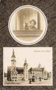 Chemnitz Sachsen Rathaus Frau mit Hund * um 1920