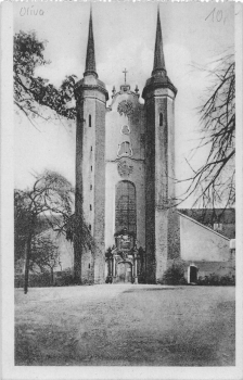 Olivia Danzig Klosterkirche * um 1920