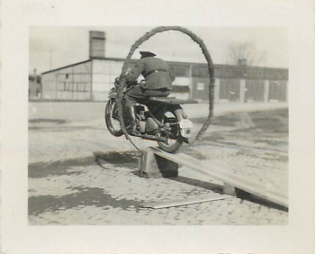 Deutsche Wehrmacht, Privatfoto, Kradmelder *ca.1940