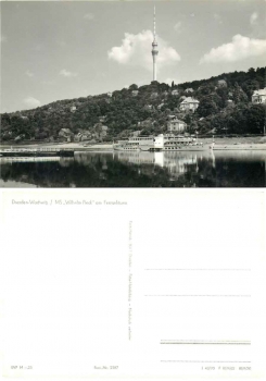 Elbdampfer "Wilhelm Pieck" vor Dresden Wachwitz  *1969