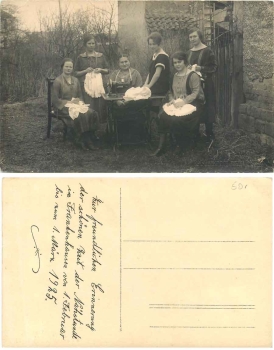 Hausbarbeit Nähen, Schneiderinnen an Nähmaschine gebr. 1.3.1925