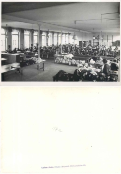 Hohenstein-Ernstthal weaving workshop, large photo 17.5 x 12.5 cm around 1950