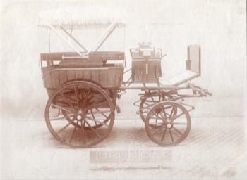 Horse-drawn carriage Fima S Armbruster Vienna real photo  around 1900