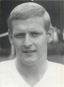 Karl Heinz Schnellinger FRG approx. 1970 Sport Bild Verlag Walter Rohrlapper Leipzig 178 x 130 mm