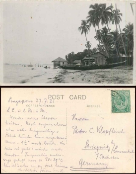 Singapore huts on the beach o 07/27/1921