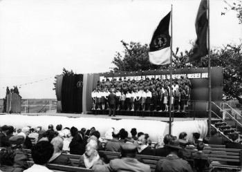 01616 Strehla Elbe May Day demonstration 20th anniversary of the GDR 1969