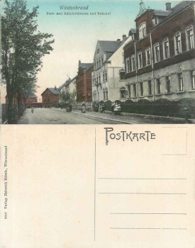 09358 Wüstenbrand Post- und Bahnhofstrasse und Bahnhof * ca. 1915