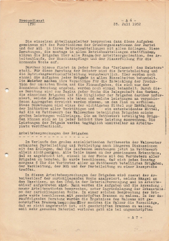 oviet combine harvester press service of the GDR 8 pages 1952