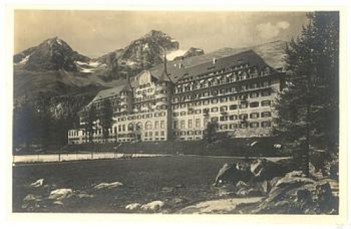 Suvrettahaus St. Moritz, * ca. 1910