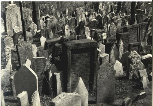 Prague old Jewish cemetery, * approx. 1970