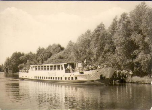 Neuruppin  Ausflugsschiff "Roland III" o ca. 1960