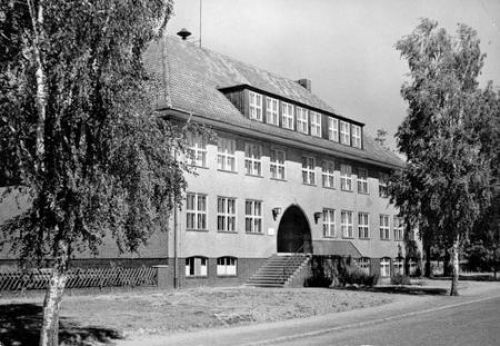 15827 Blankenfelde karl-Liebknecht Oberschule, * ca. 1980