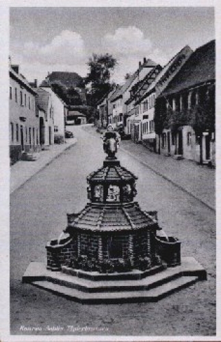 04655 Kohren-Sahlis Toepferbrunnen *ca. 1950