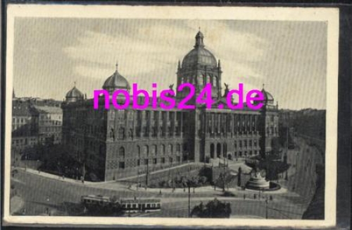 Prague Museum with tram o 15.10.1939