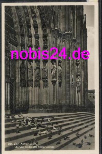 Köln Stufen des Domes o 1.10.1932