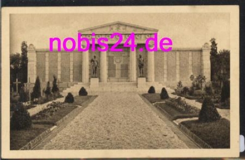 St. Quentin Memorial Military Cemetery * approx. 1915