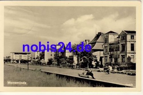Warnemuende Strandpromenade o 1958