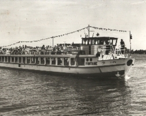 Motor ship "MS Fontane" in Waren Muritz around 1970