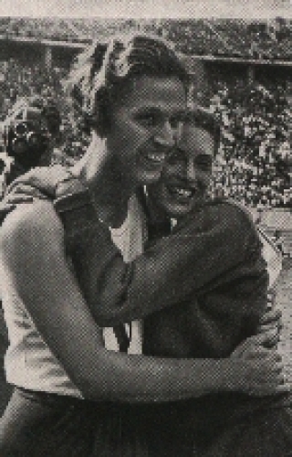 Olympic Games 1936 Helen Stephens and Alice Arden picture collection, no postcard