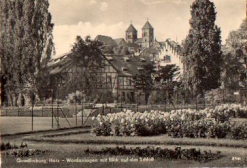 06484 Quedlinburg Wordanlagen mit Blick auf Schloss * ca. 1960