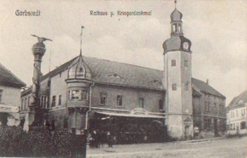 06347 Gerbstedt Rathaus und Kriegerdenkmal o 15.8.1903
