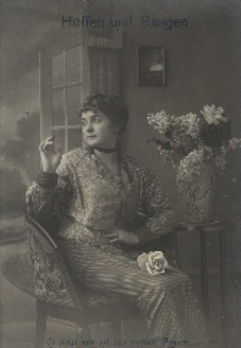 Young woman hope and fear (No. 34627-6), saying * approx. 1920