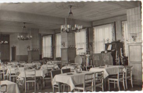 08349 Johanngeorgenstadt HO Wismut Restaurant "Glueck Auf" interior with jazz band o 1960