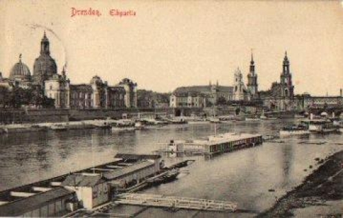 Dresden bathing establishment on the Elbe o April 1, 1907